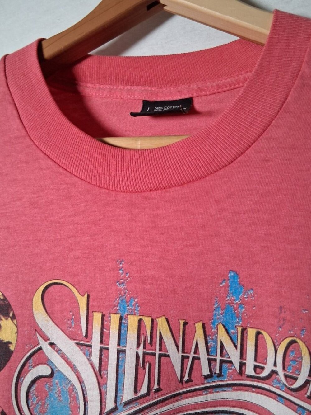 Vintage Shenandoah Band Shirt L Pink Single Stitch Screen Stars Best USA On Tour - Picture 7 of 16